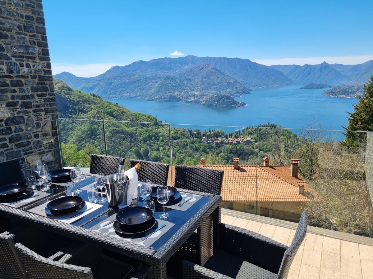 Residence Le Terrazze — Punto di interesse a Varenna, Lecco