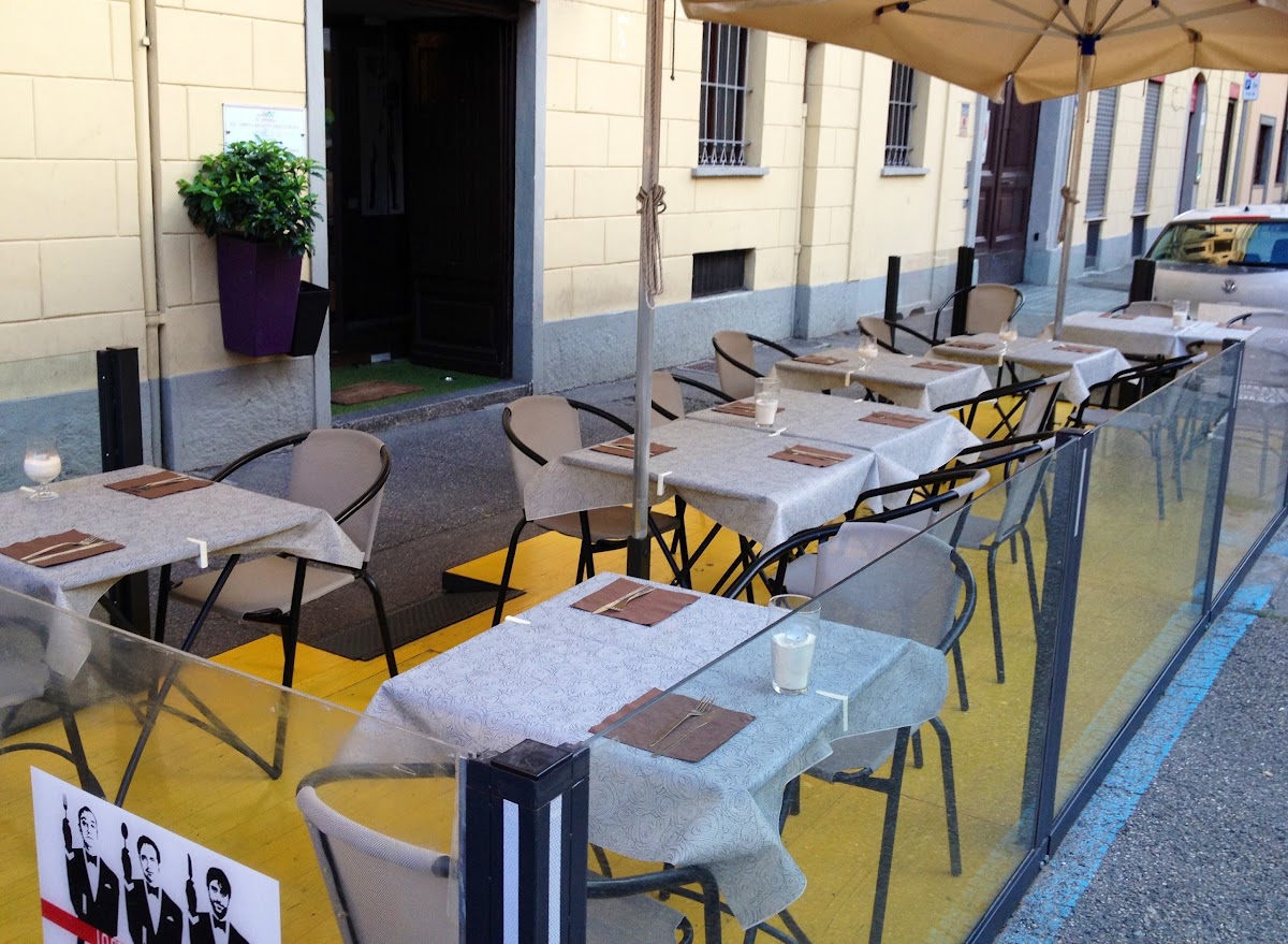Pizza Ad Hoc Torino — Punto di interesse a Torino, Torino