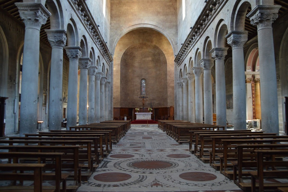 Duomo di San Lorenzo — Punto di interesse a Viterbo, Viterbo
