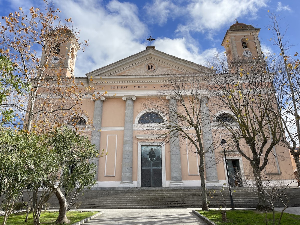 Cattedrale di Santa Maria della Neve — Punto di interesse a Nuoro, Nuoro