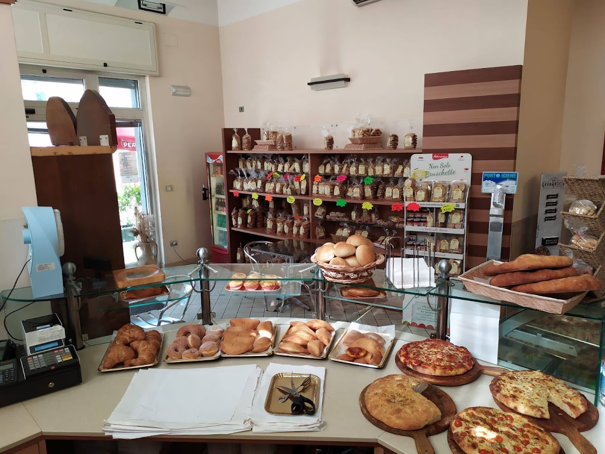Panificio Artigianale Centola - Il forno delle golosità — Punto di interesse a Potenza, Potenza
