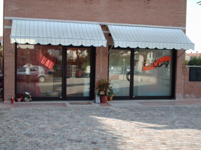 Estetica Giusy Centro Estetico & Benessere — Punto di interesse a Lucca, Lucca