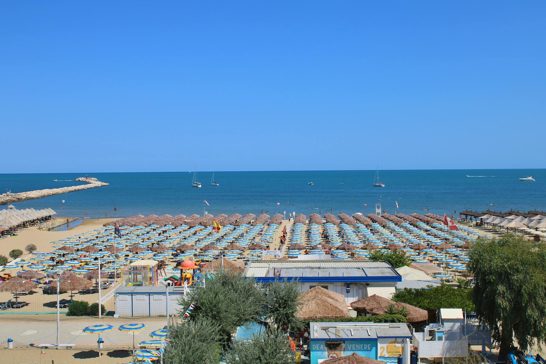 Resort Regis