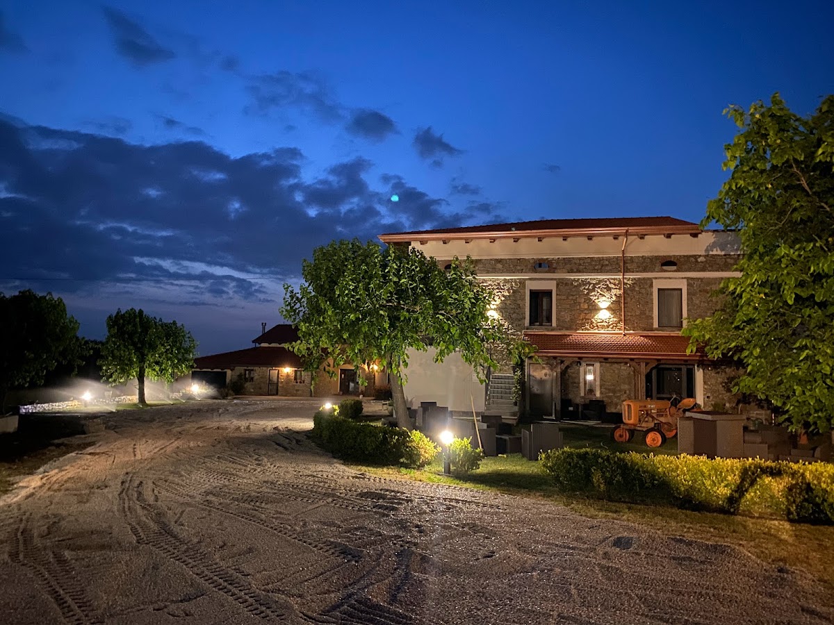 Agri Charme Tenuta Picilli - Ospitalità e Prodotti tipici biologici