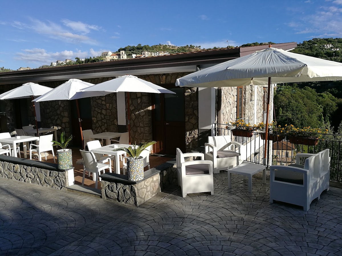 Oleum - Agriturismo e Frantoio Oleario