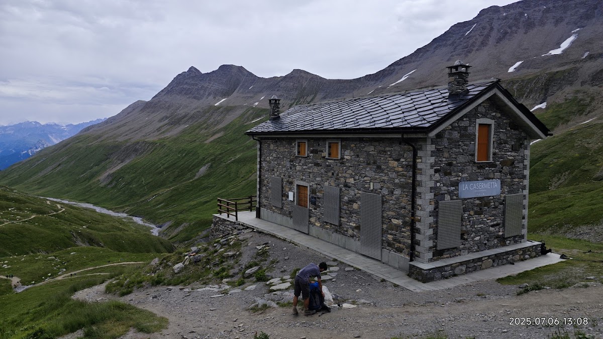 La Casermetta al Col de la Seigne