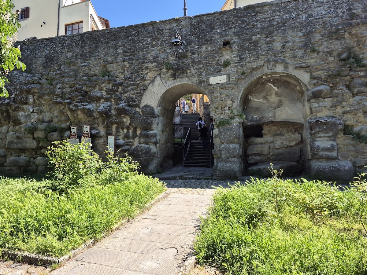 Porta Bifora — Punto di interesse a Cortona, Arezzo