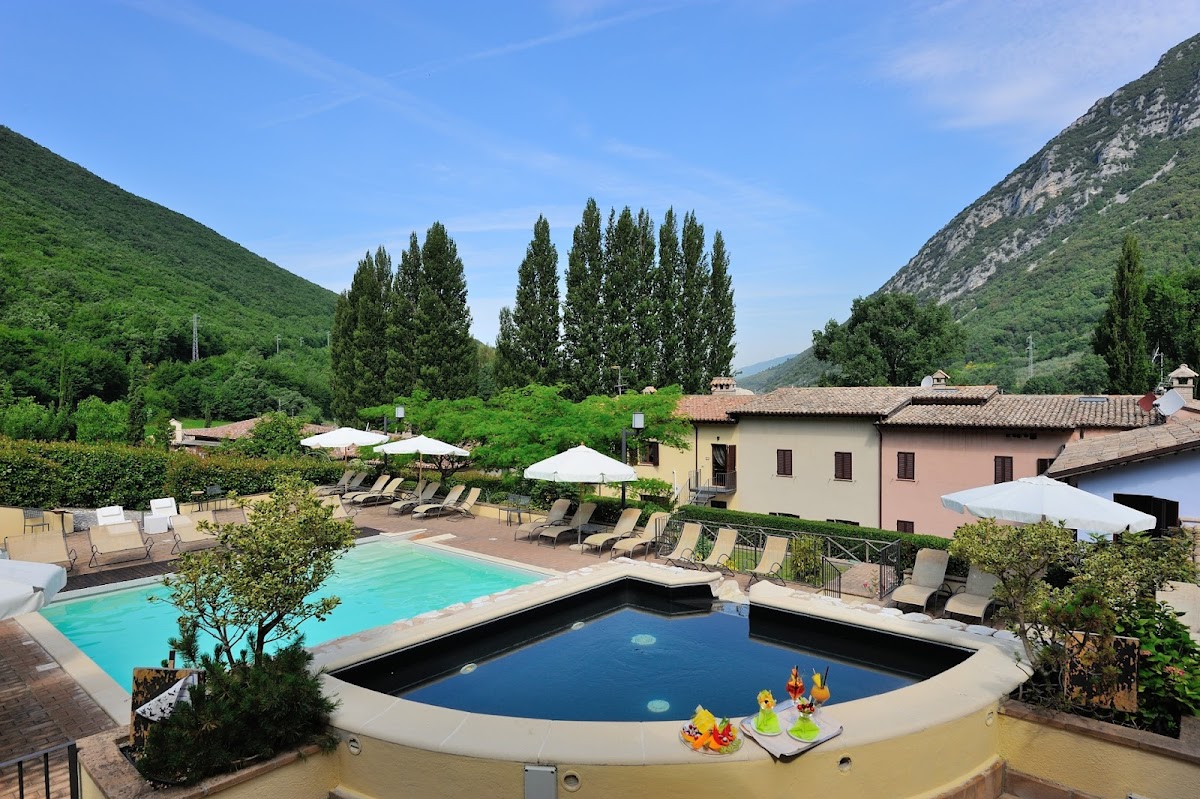 Guesia Village Hotel & Spa — Punto di interesse a Spoleto, Perugia