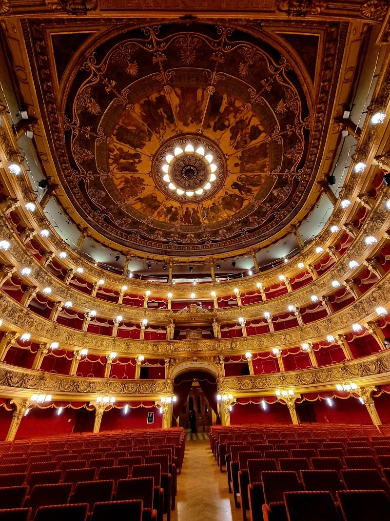 Teatro Stabile — Teatro Carignano — Punto di interesse a Torino, Torino