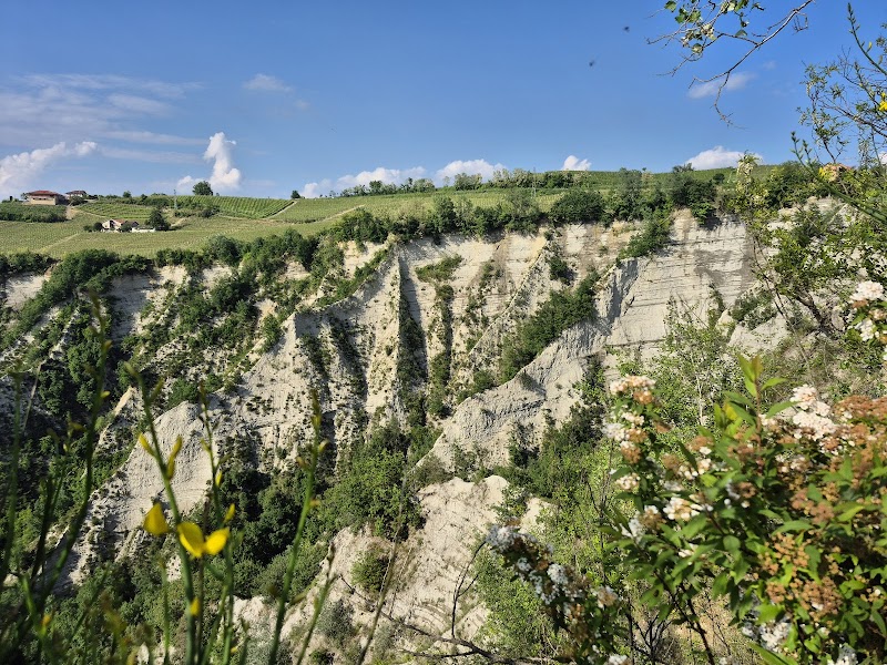 Rocche dei Sette Fratelli- Tappa della Strada Romantica delle Langhe e del Roero
