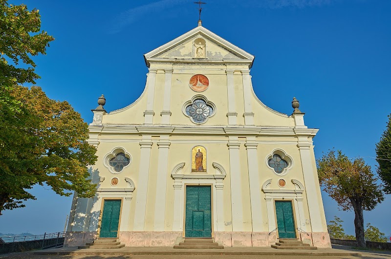 Chiesa dei SS. Pietro e Marziano — Punto de interés in Gavi, Alessandria