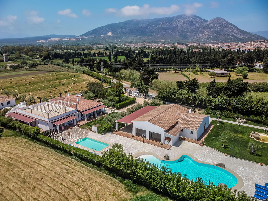 Sisula Country Hotel & SPA — Punto di interesse a Nuoro, Nuoro