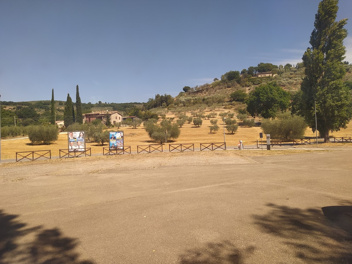 Parcheggio Bus e Camper - Ponte San Vittorino — Punto di interesse a Assisi, Perugia