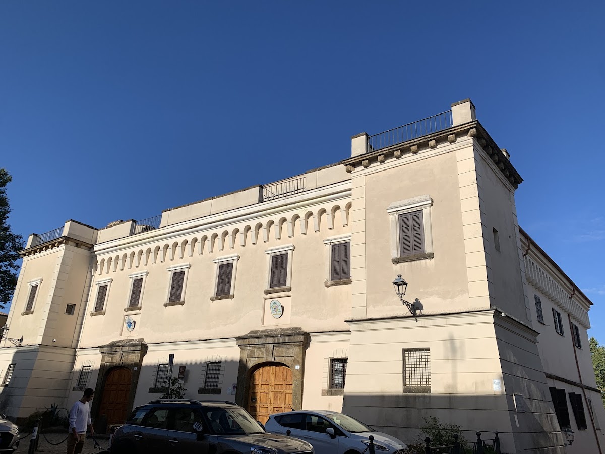 Palazzo Vescovile (Rocca) — Punto di interesse a Frascati, Roma