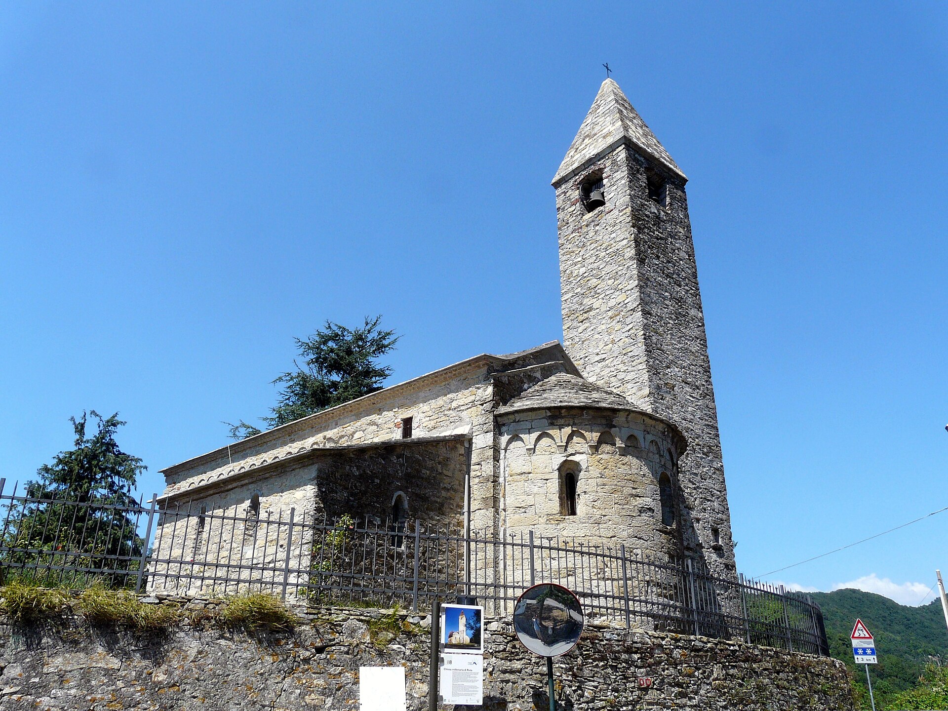 Chiesa Millenaria — Punto di interesse a Portofino, Genova