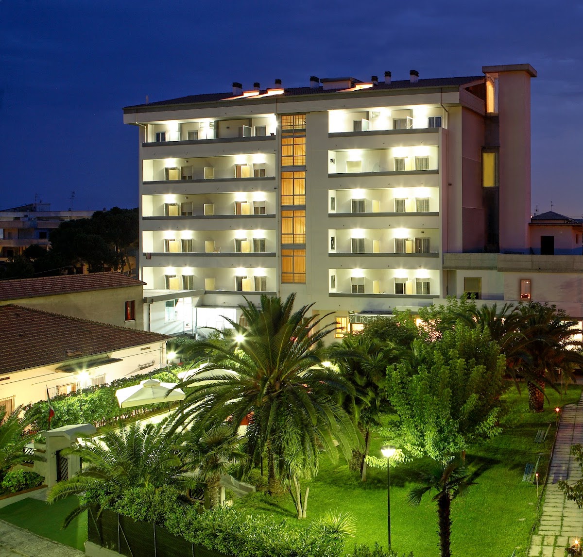 Palace Magnolia Family Hotel & SPA