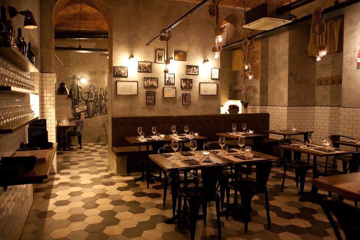 Napples (alle Panche) - Antica Pizzeria e Friggitoria Partenopea — Punto di interesse a Torino, Torino
