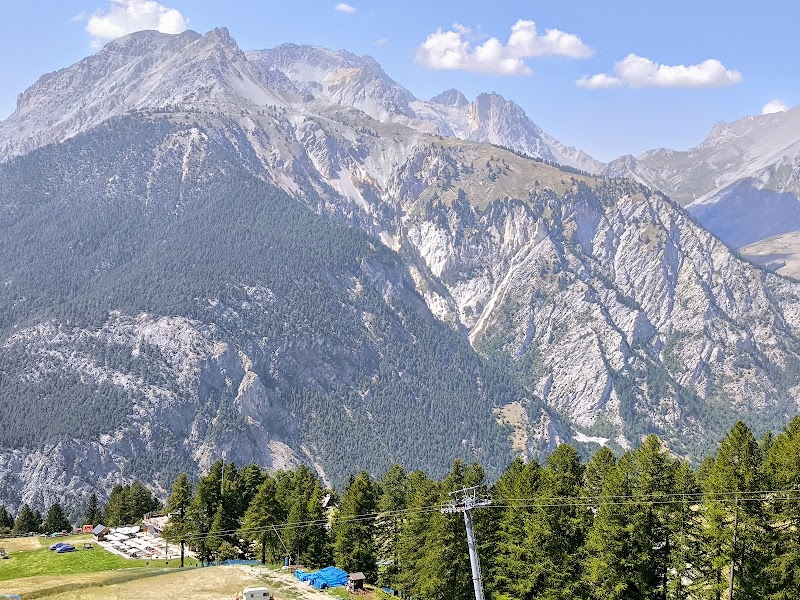 Arrivo seggiovia melezet chesal — Punto di interesse a Bardonecchia, Torino