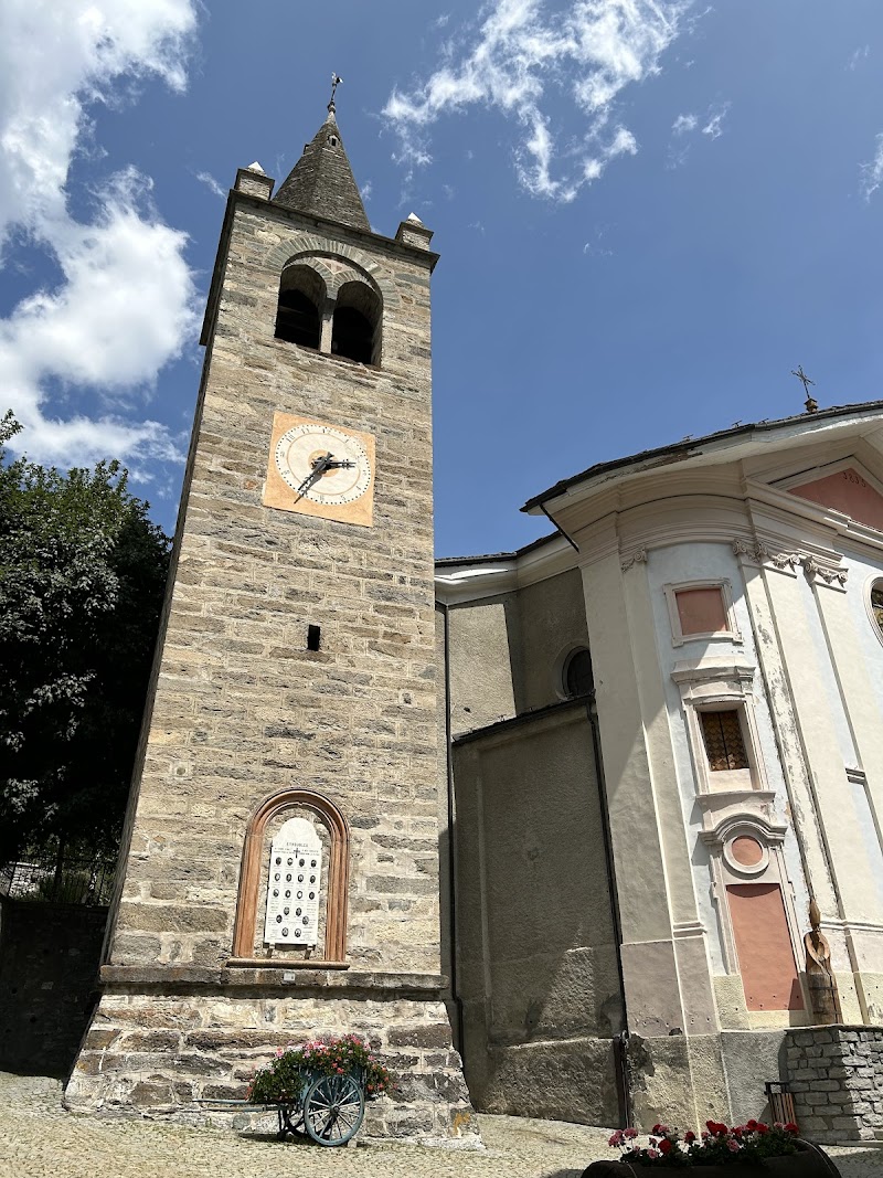 Chiesa parrocchiale di Santa Maria Assunta — Punto di interesse a Etroubles, Piedmont