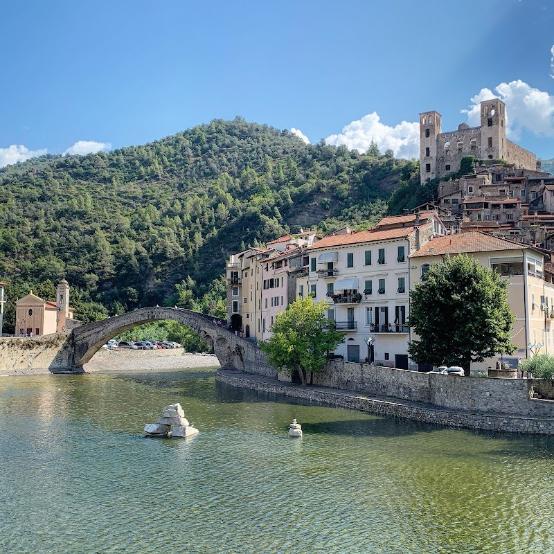 Ponte Vecchio — Punto di interesse a Dolceacqua, Imperia