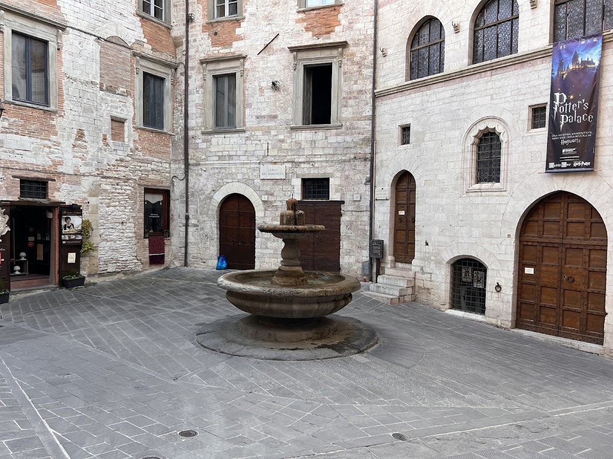 Fontana del Bargello — Punto di interesse a Gubbio, Perugia
