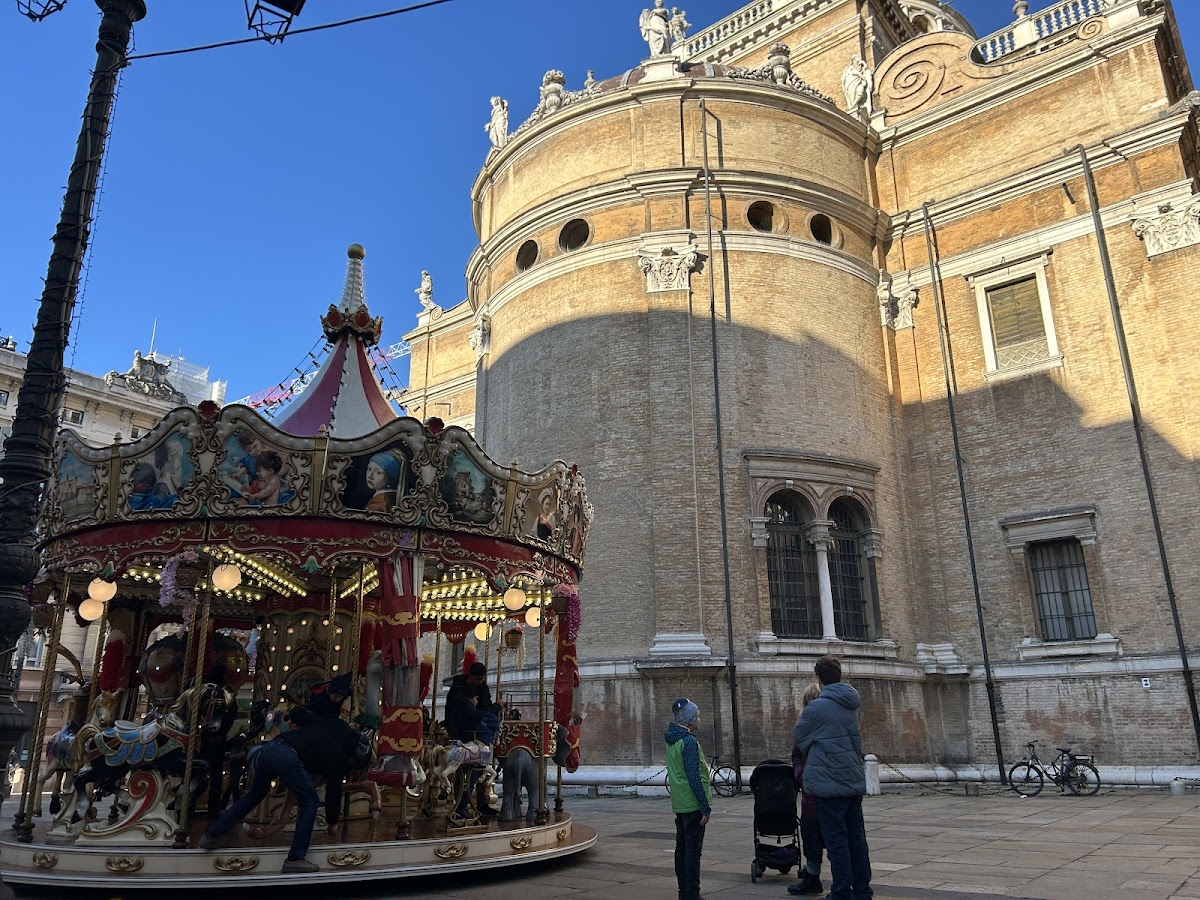 Basilica di Santa Maria della Steccata — Punto di interesse a Parma, Parma