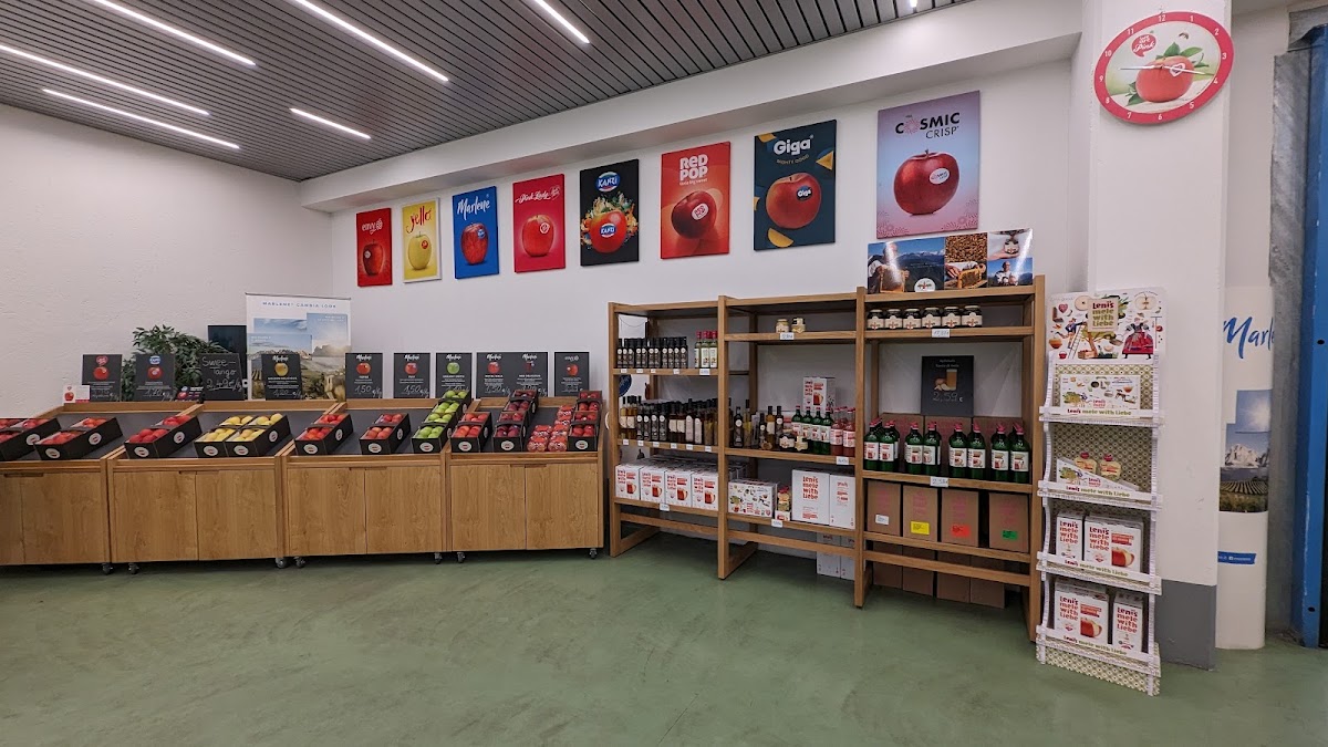 Fruchthof Überetsch Detailgeschäft - Negozio al dettaglio — Punto di interesse a Bolzano, Bolzano