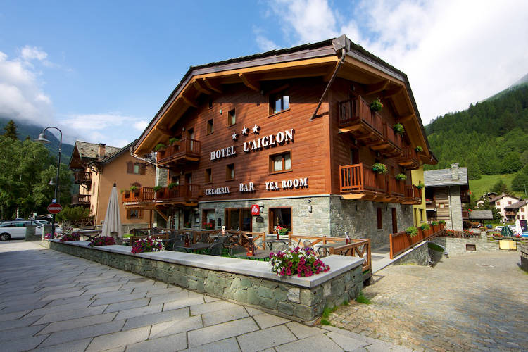 Hotel L'Aiglon — Alloggio a Champoluc, Piedmont