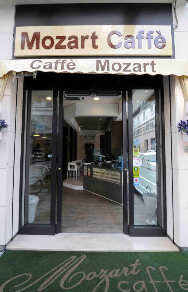 Caffè Mozart Bari — Punto di interesse a Bari, Bari