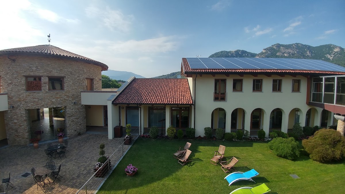 Resort Monviso — Punto di interesse a Barolo, Cuneo