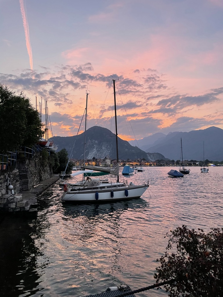 Cantiere del Verbano - Boat Rent Feriolo Lago Maggiore