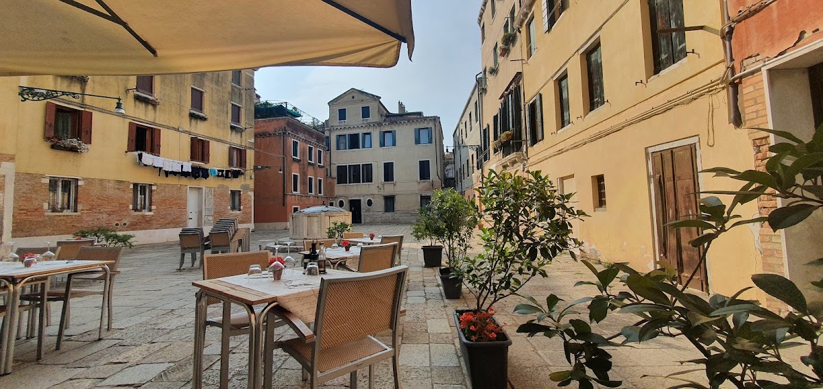 Pizza 2000 — Punto di interesse a Venezia, Venezia