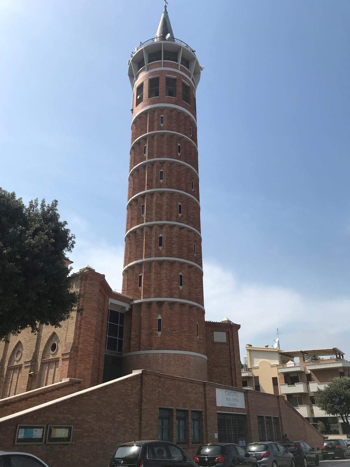 Chiesa di Cristo Re — Punto di interesse a Civitanova Marche, Macerata