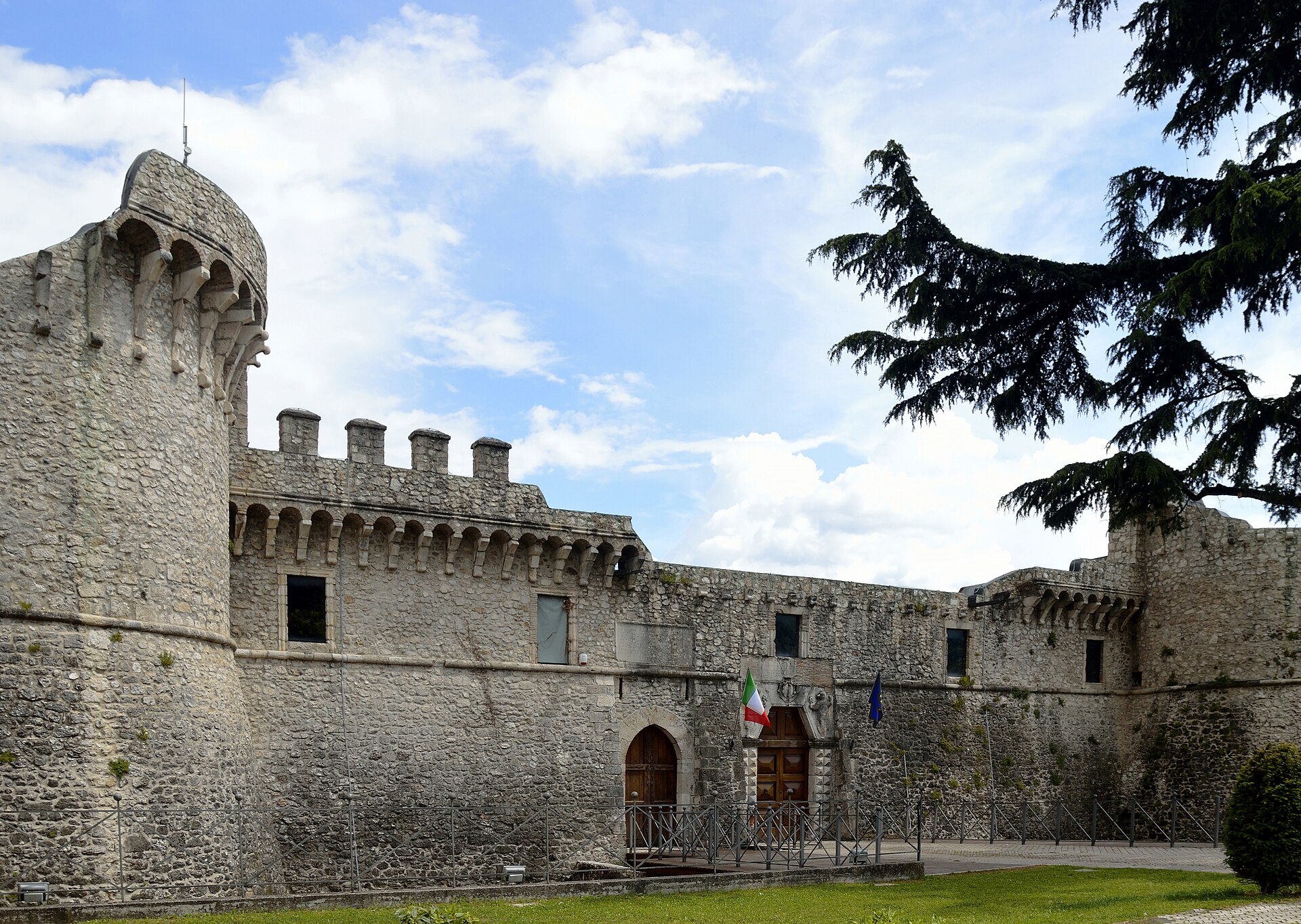 Castello Orsini-Colonna — Punto di interesse , Roma