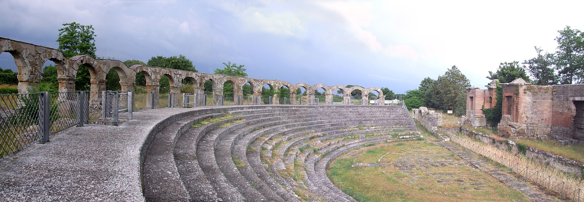 Teatro romano di Ferento — Punto di interesse , Firenze