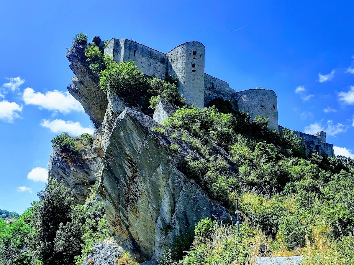 Castello Medioevale di Roccascalegna