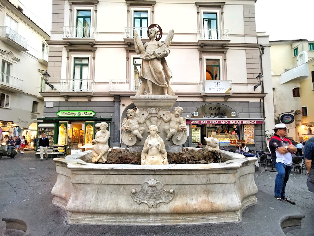 Fontana di Sant' Andrea — Punto di interesse a Amalfi, Salerno
