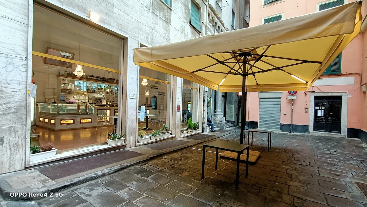 Bar Paradise — Punto di interesse a Genova, Genova