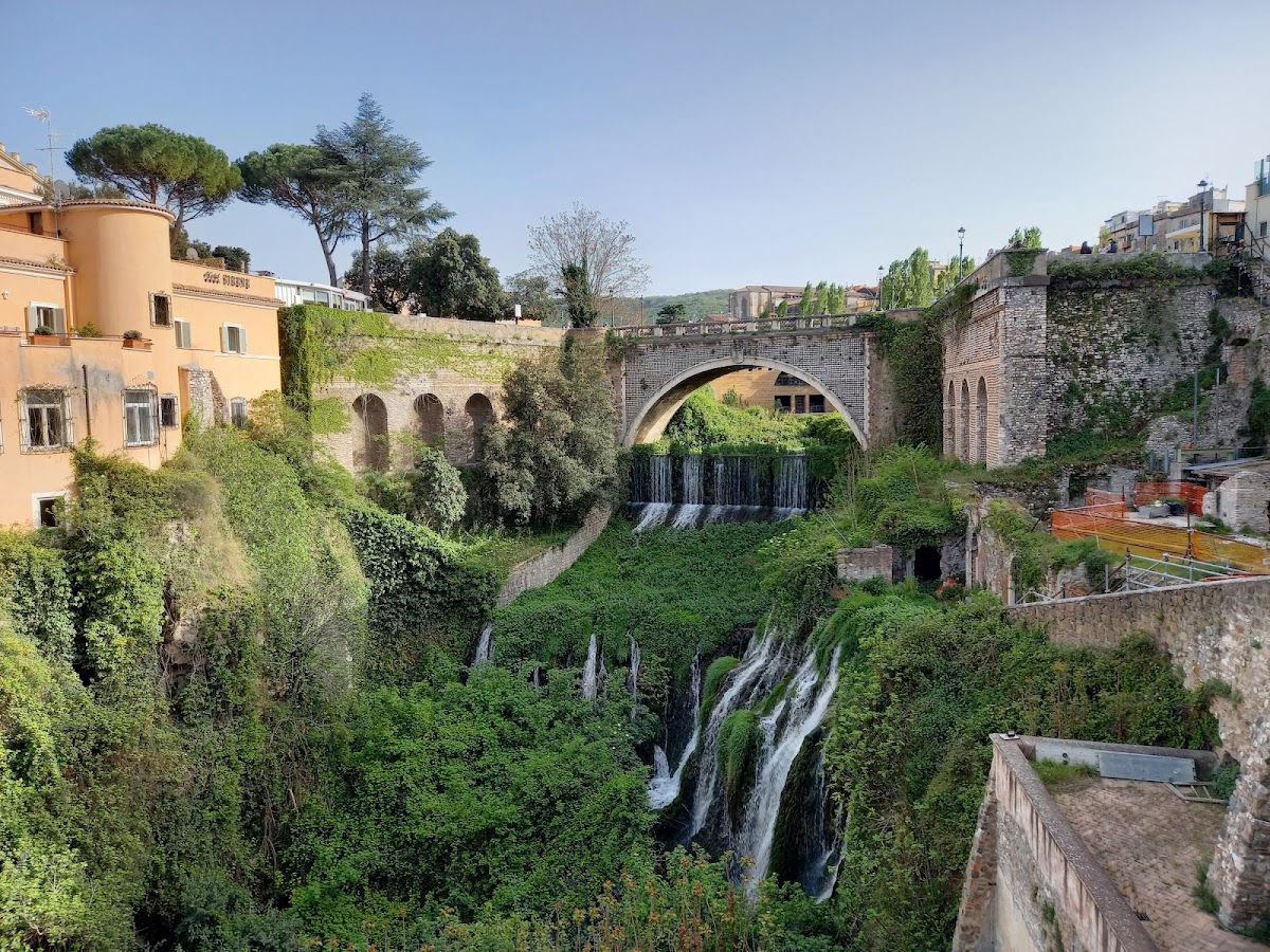 Ponte Gregoriano — Punto di interesse a Tivoli, Roma