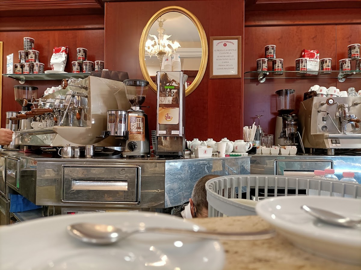 Caffè Camerino — Punto di interesse a Roma, Roma