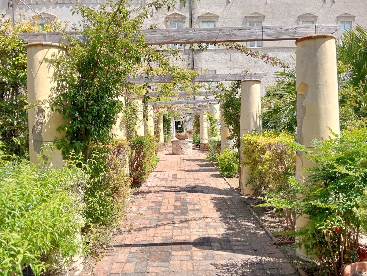 Giardino Napoletano D’Avalos Vasto — Punto di interesse a Vasto, Chieti