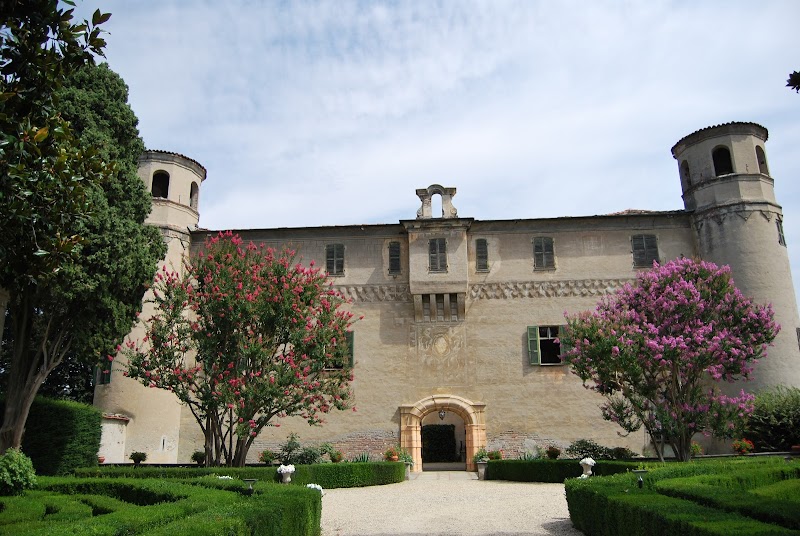 Castello di Osasco — Punto di interesse a Pinerolo, Torino