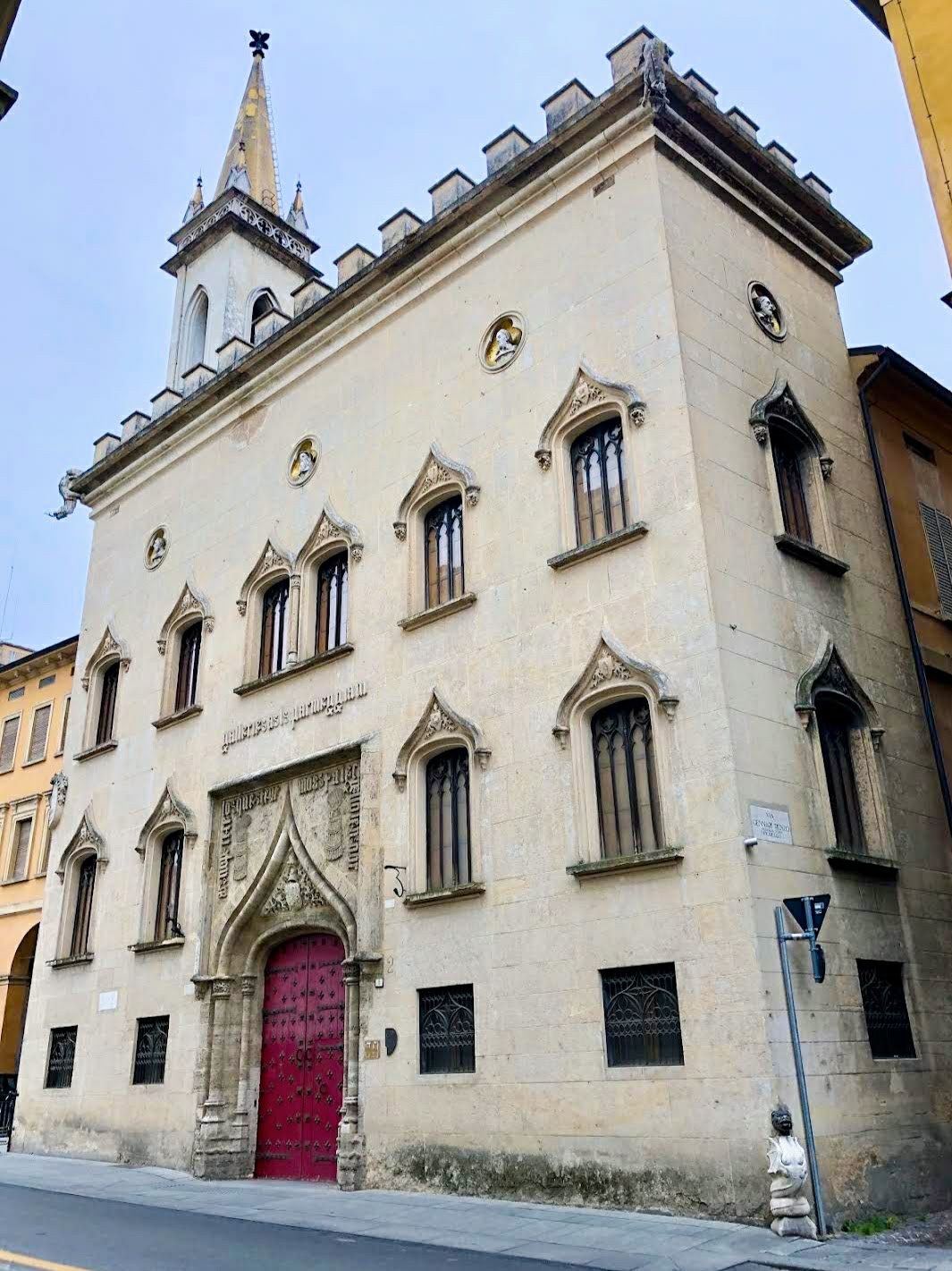 Galleria Parmeggiani — Punto di interesse a Reggio Emilia, Reggio Emilia