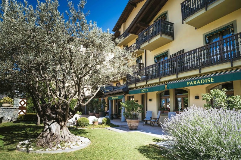 Paradise Hotel & Wellness — Alloggio a Saint-Vincent, Piedmont