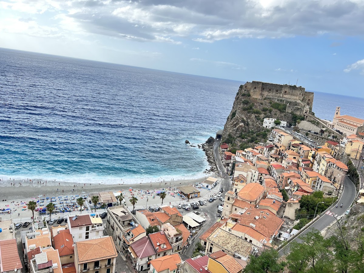 Spiaggia libera di Scilla — Punto di interesse a Scilla, Reggio Calabria