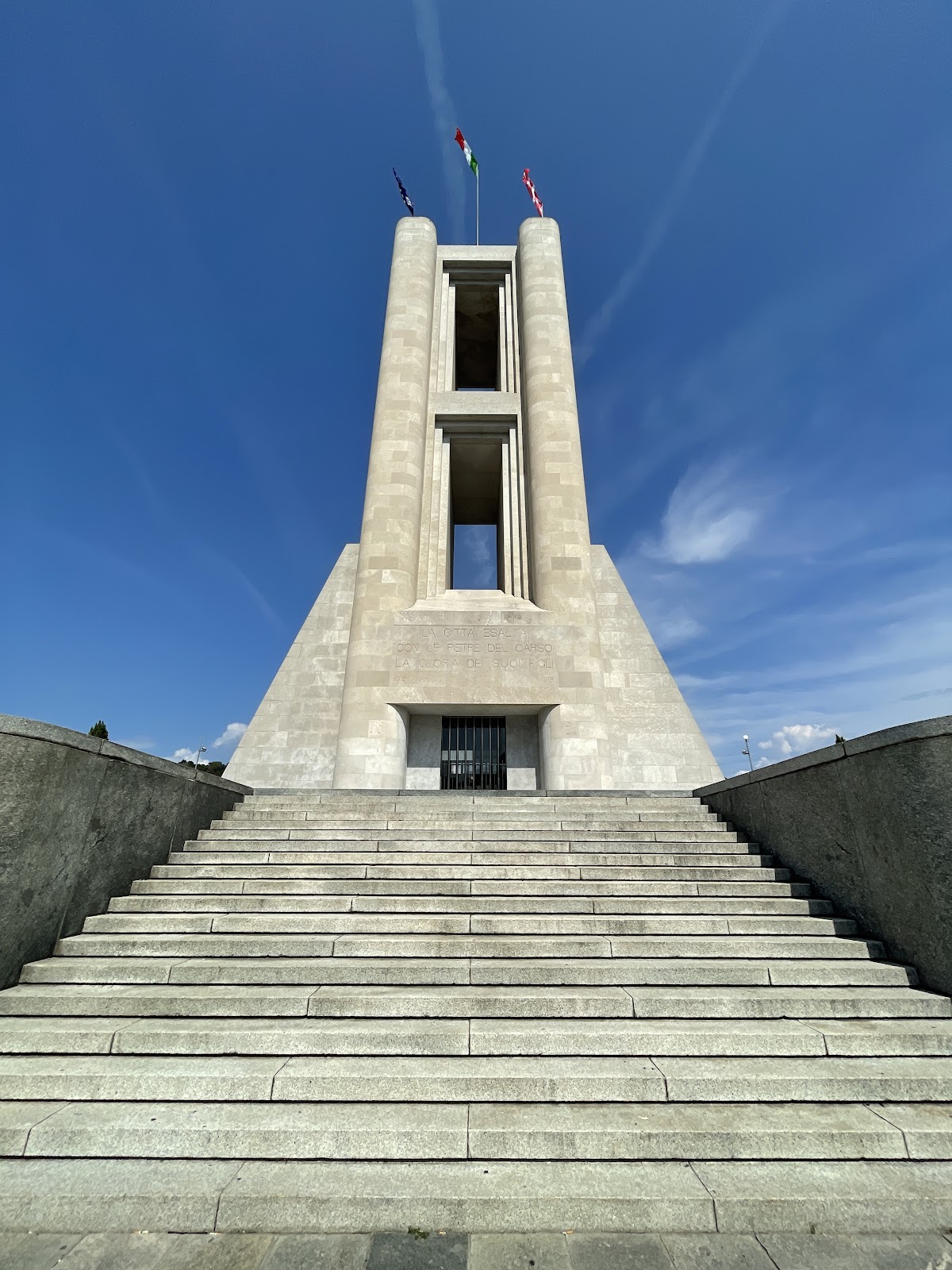 Monumento ai Caduti — Punto di interesse a Como, Como