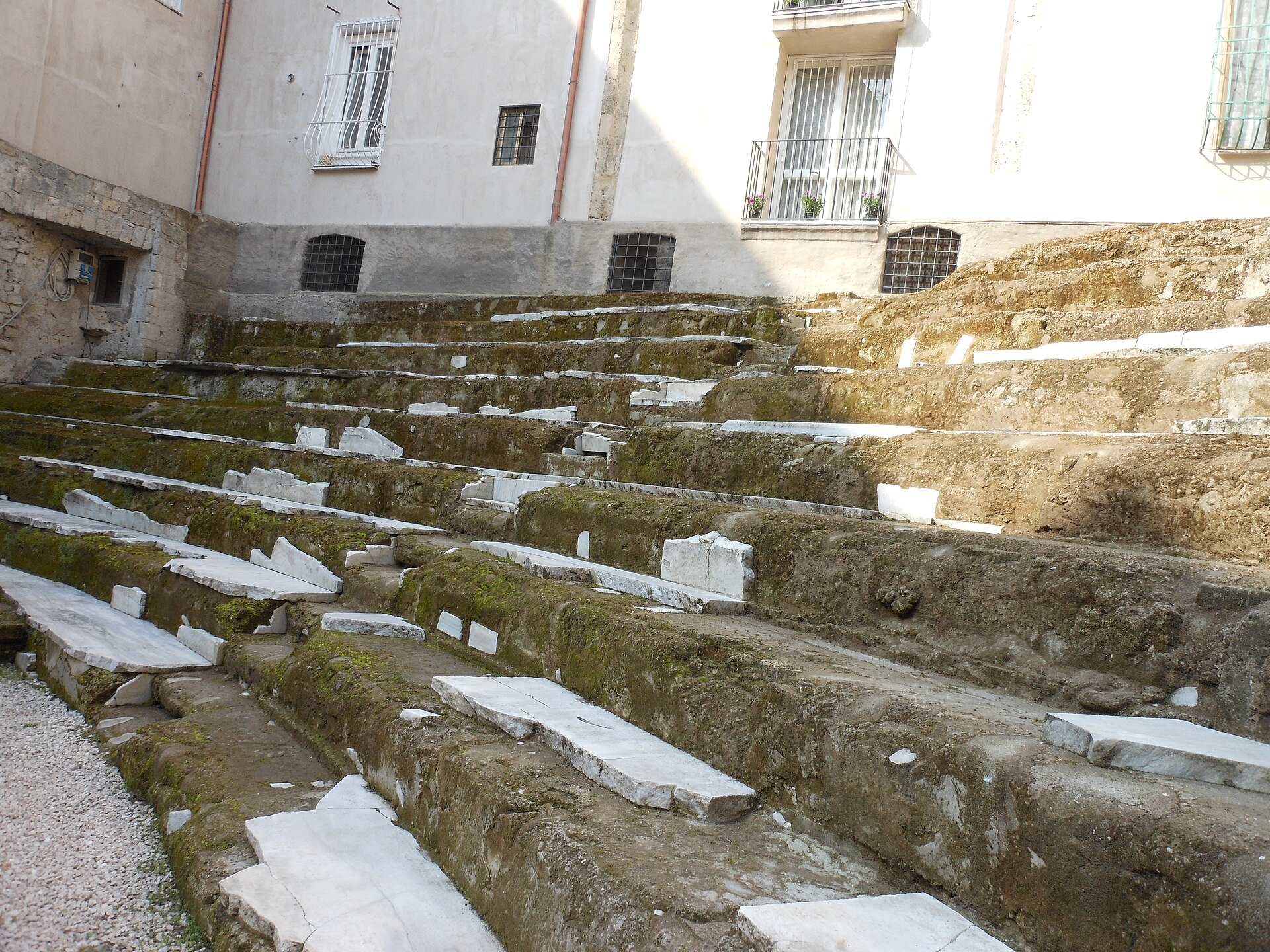 Teatro romano di Neapolis — Punto di interesse a Napoli, Napoli