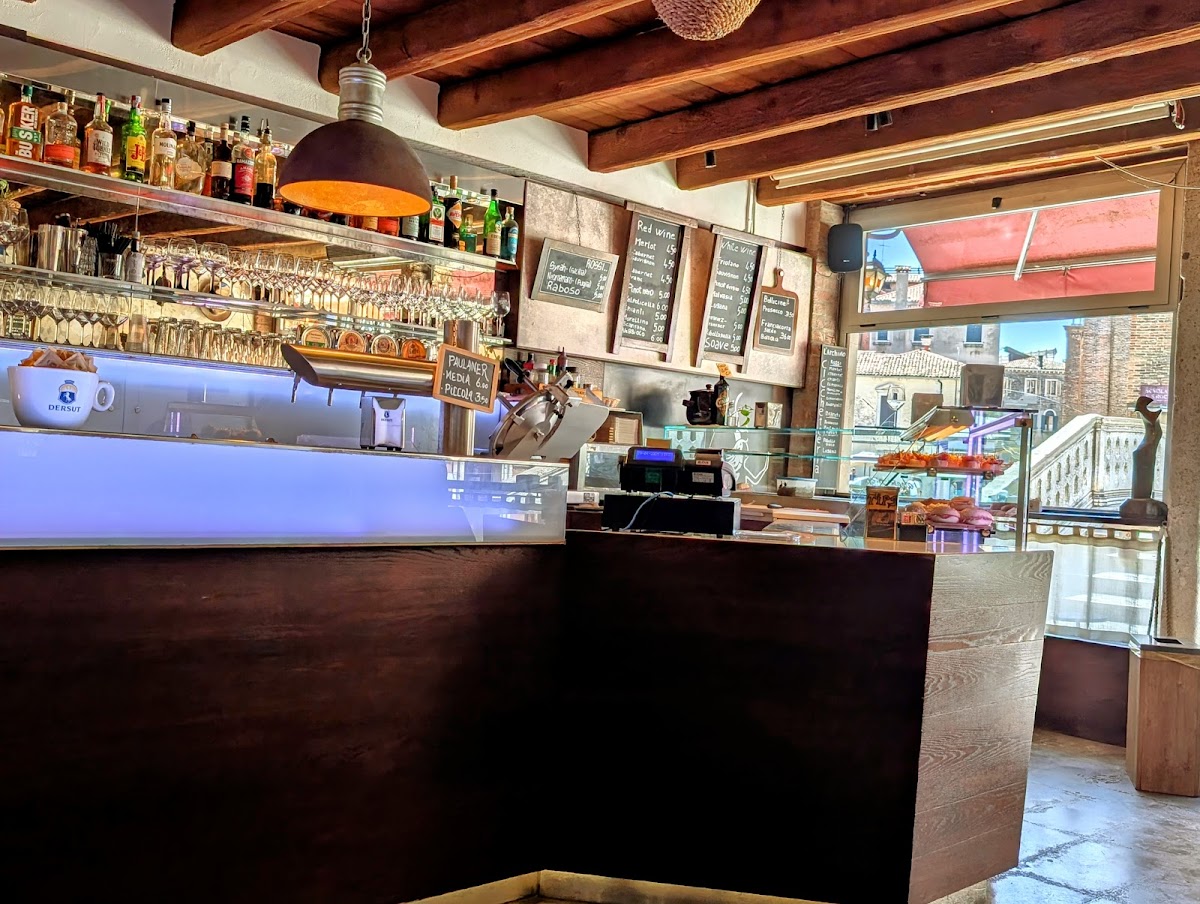 Bar L'archivio Venezia — Punto di interesse a Venezia, Venezia