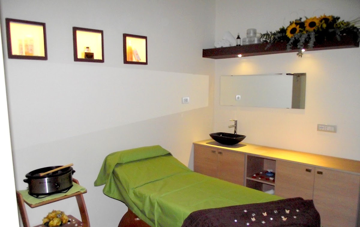Naturalia - Centro Benessere, Estetica Avanzata, Naturopatia — Punto di interesse a Matera, Matera