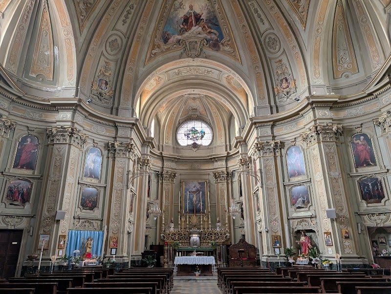Chiesa Parrocchiale di San Giovanni Vincenzo — Punto di interesse a Avigliana, Torino